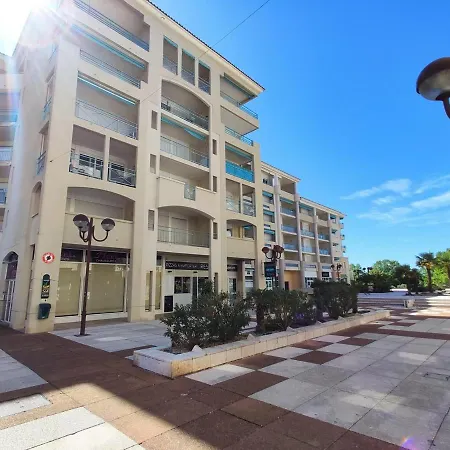 Appartement 2 Pieces Avec Terrasse, Piscine, Parking A 5 Min De La - 4 Couchages - Fr-1-252-158